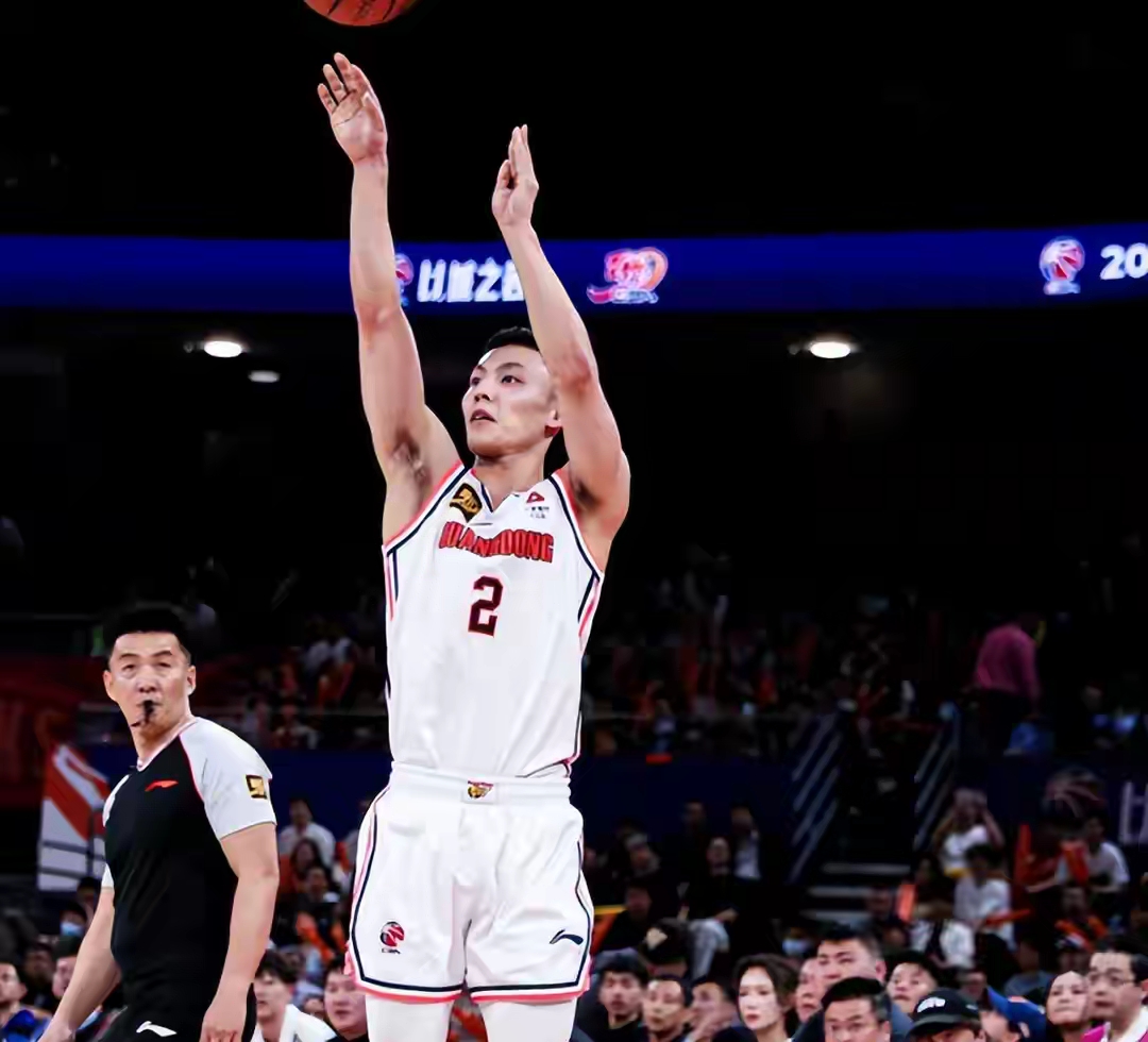 雷火电竞网站 -CBA常规赛集结日再迎强敌，武汉三镇伤情更新，主帅态度：悬念犹存，医务组通报恢复的简单介绍